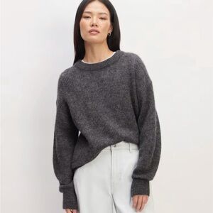 Everlane Alpaca Crewneck Sweater. Gray. Size Medium.